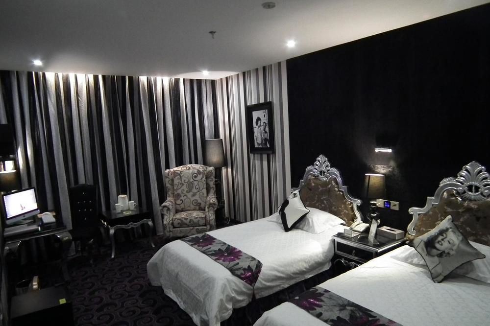 Victoria Hotel ลั่วหยาง ภายนอก รูปภาพ